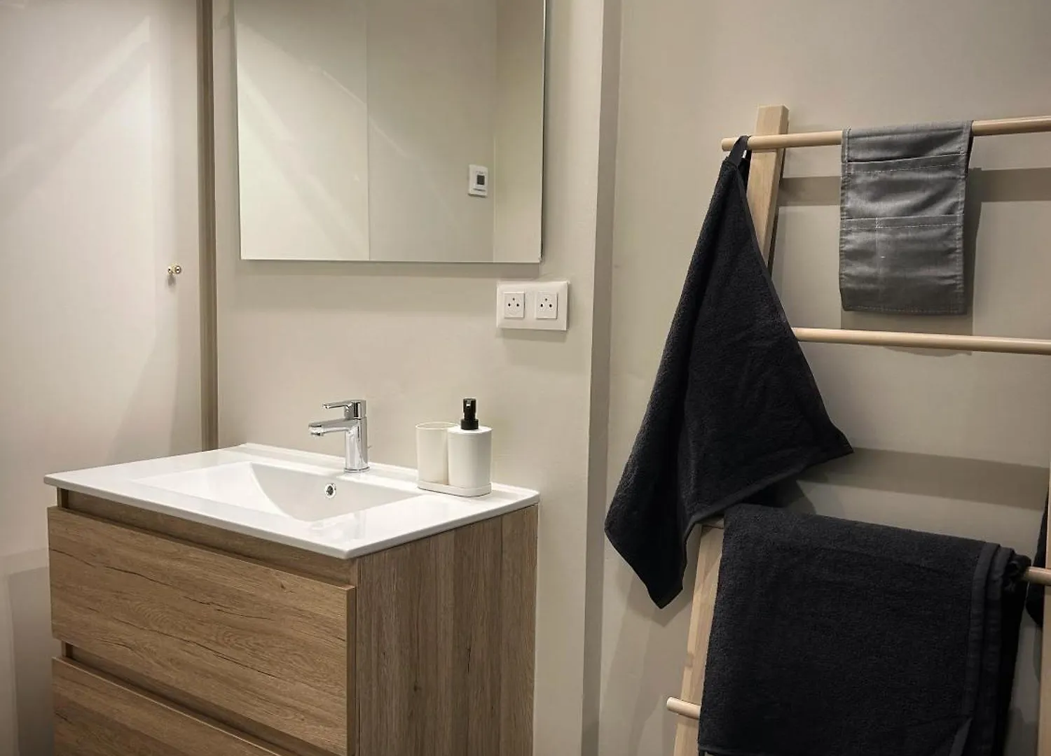 Suite Luxueuse Aux Guillemins Liege Apartment
